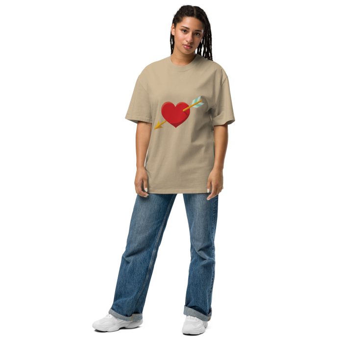 Heart and Arrow Oversized faded t-shirt - Image 4